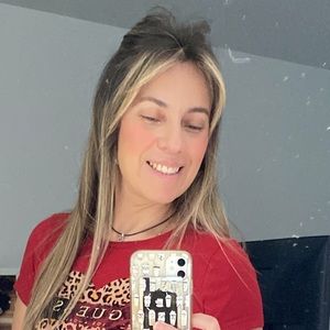 Meet your Posher, Mery catalina